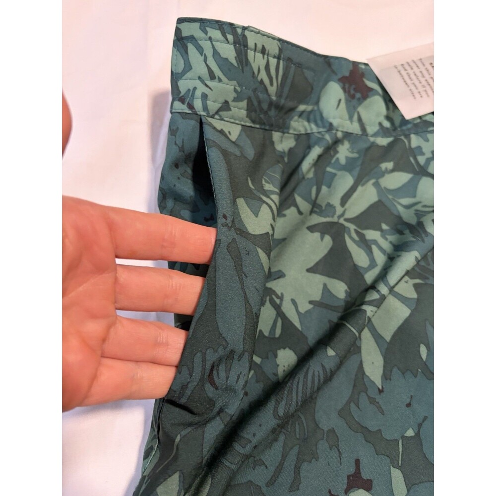 Ripskirt Hawaii Wrap Skirt Small Green Camo Floral Tulip Hem Pockets NWT - Picture 3 of 4